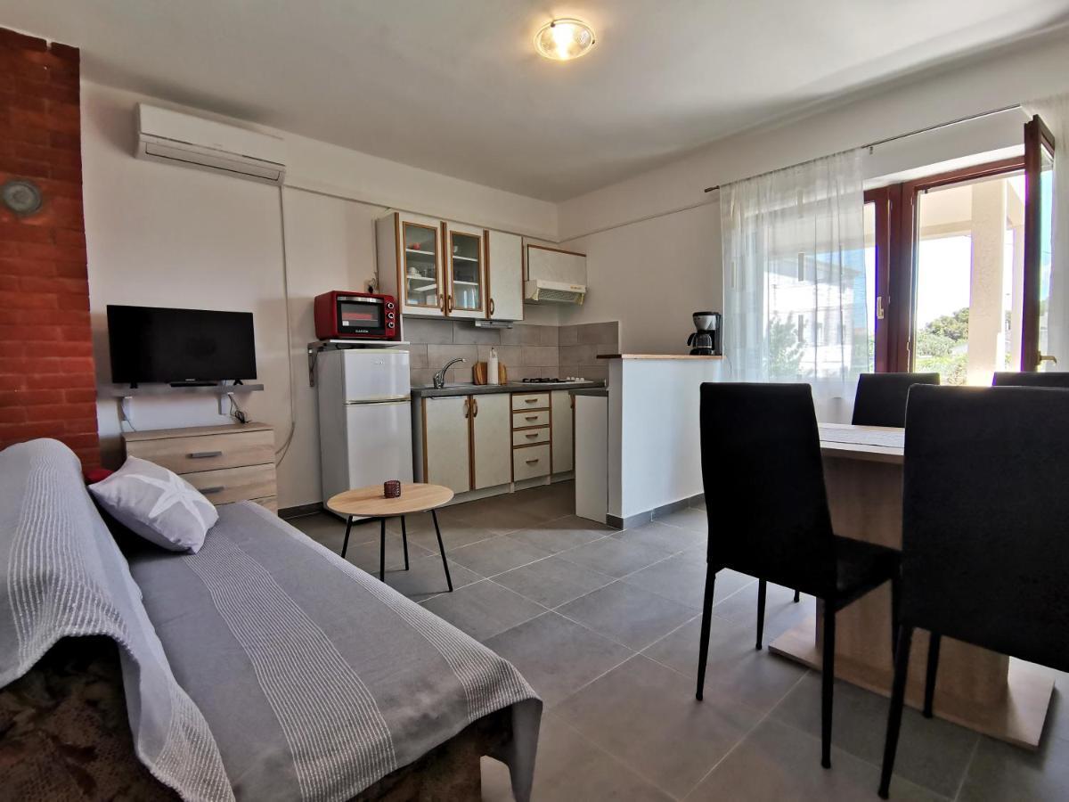 Apartment Hramina Murter Exteriér fotografie